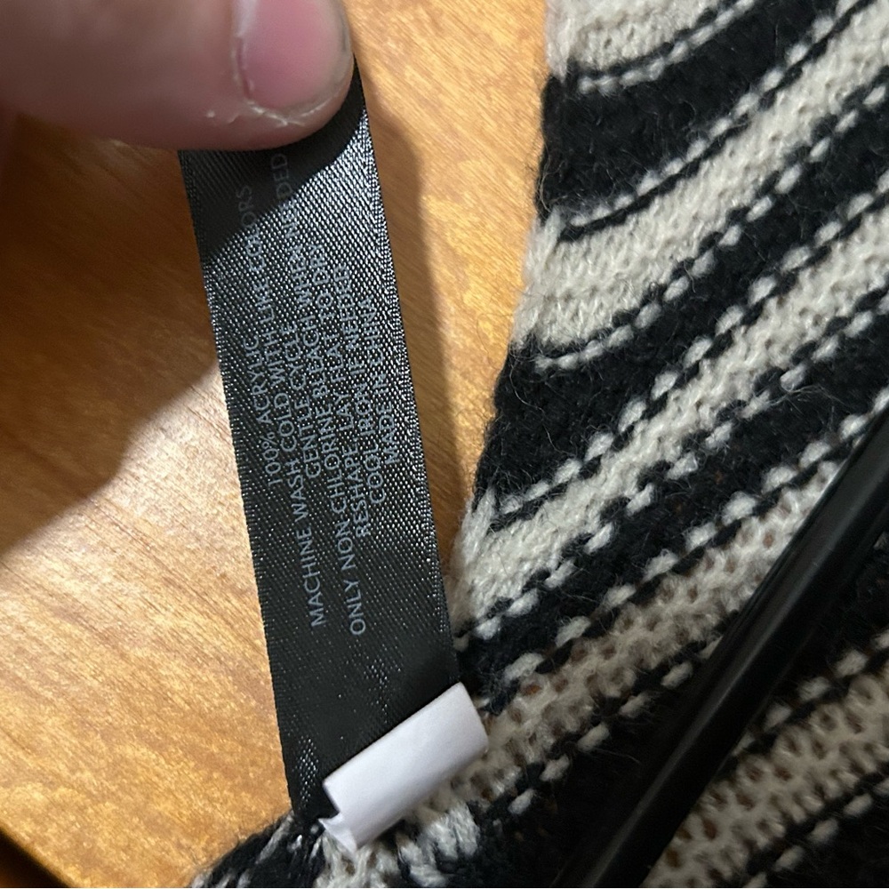 Lane Bryant Black and White Striped Knit Poncho - Picture 5 of 6